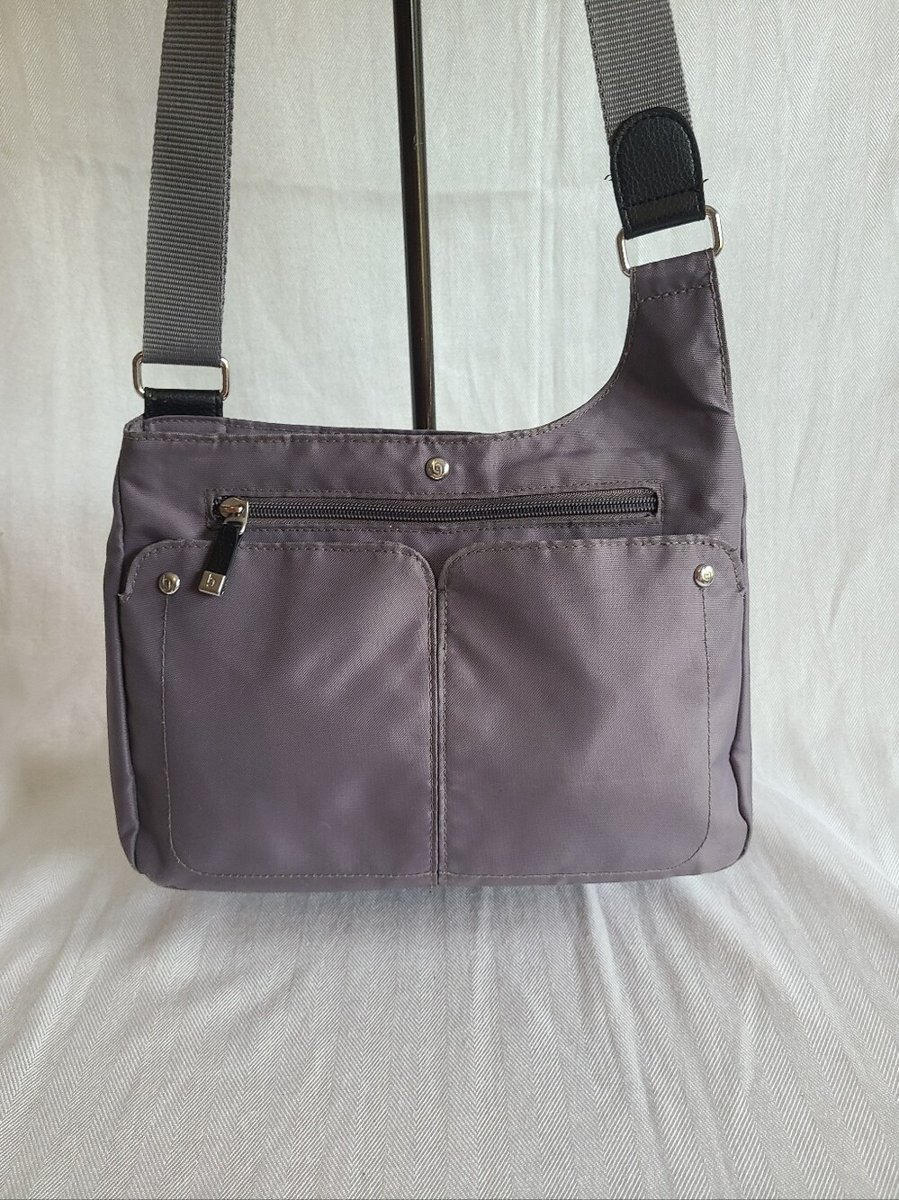 Baggallini Gray Nylon Crossbody Bag